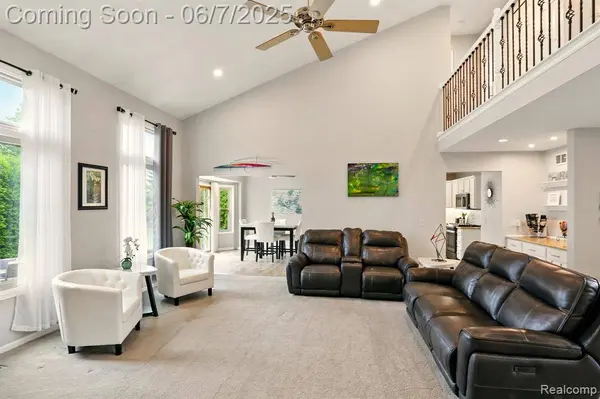 36694 Maple Leaf Drive, New Baltimore, MI 48047 5582