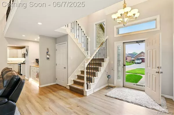 36694 Maple Leaf Drive, New Baltimore, MI 48047