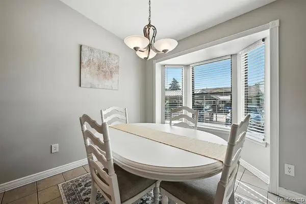 11477 Juliette 49, Washington Twp, MI 48094