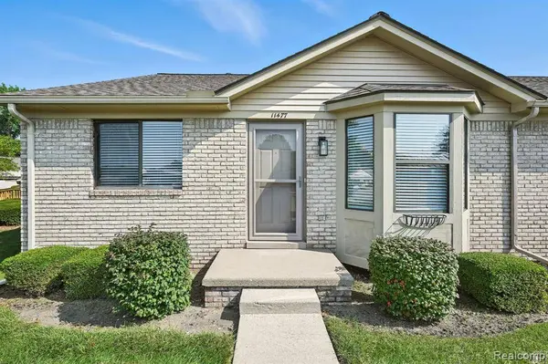 11477 Juliette 49, Washington Twp, MI 48094