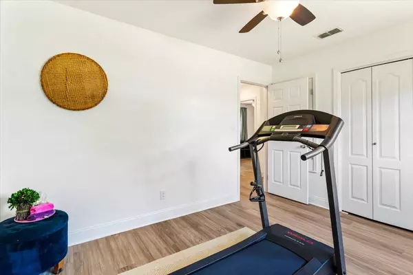 331 NW Linda Lane, Fort Walton Beach, FL 32548