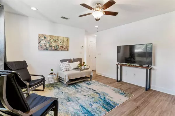 331 NW Linda Lane, Fort Walton Beach, FL 32548