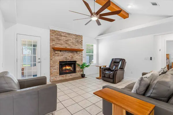 2232 Lemure DR, Navarre, FL 32566