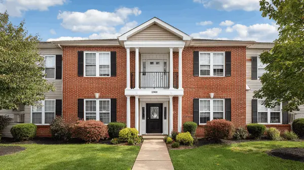 feature image of Moving Day Simplified: How Downsizers Can Avoid the Most Common Stress Points