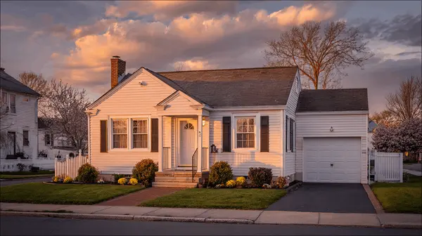 A Realistic Downsizing Timeline: From First Thought to First Night in Your New Home 