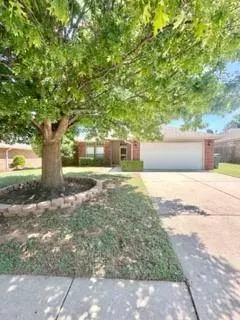 1804 Victoria PL, Edmond, OK 73003