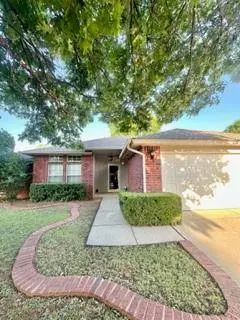 1804 Victoria PL, Edmond, OK 73003