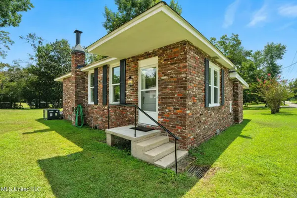 24118 Old Highway 49, Saucier, MS 39574