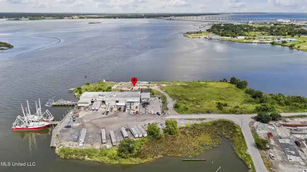 540 Bayview Avenue, Biloxi, MS 39530