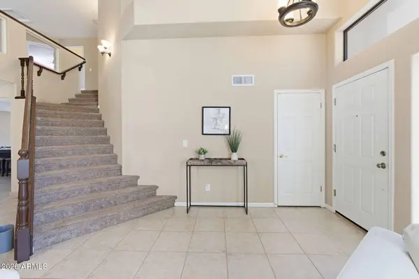 5428 W WAGONER Road, Glendale, AZ 85308