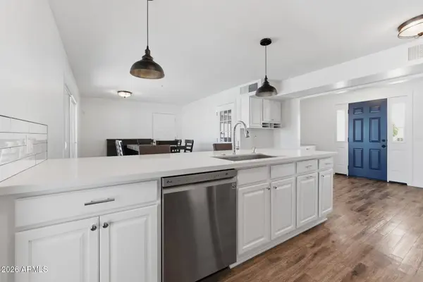 6432 E VIRGINIA Avenue, Scottsdale, AZ 85257