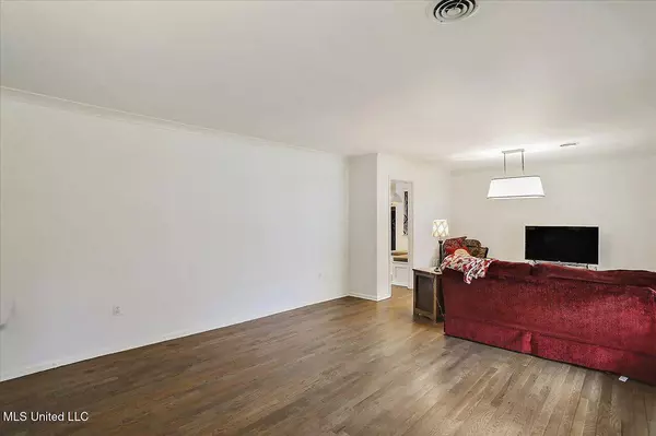 4630 W Cheryl Drive, Jackson, MS 39211