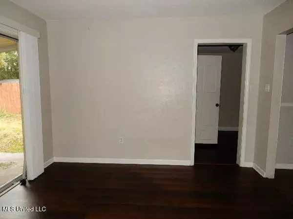 2607 W Stevens Circle, Gulfport, MS 39503