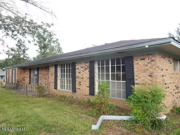 908 Linda Drive, Hattiesburg, MS 39401