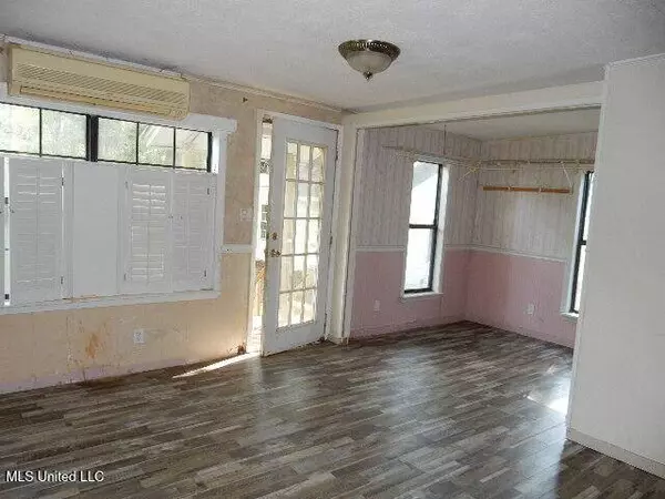 912 River Road Estates, Taylorsville, MS 39168