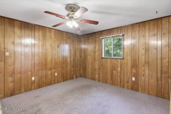 2372 Upper Drive, Pearl, MS 39208