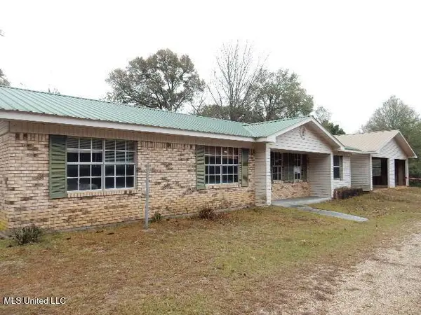75 L G Collins Road, State Line, MS 39362