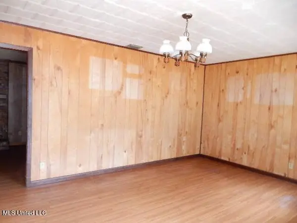 75 L G Collins Road, State Line, MS 39362