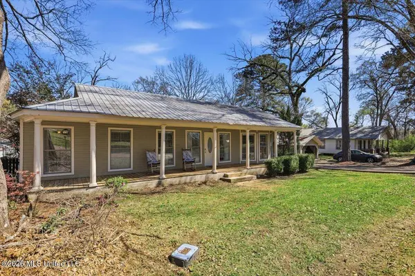 412 Mckay Avenue, Pelahatchie, MS 39145