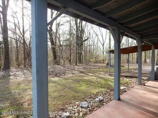 145 County Road 511, Como, MS 38619