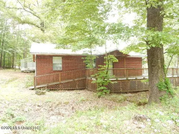 37 Cedar Lane, Coffeeville, MS 38922