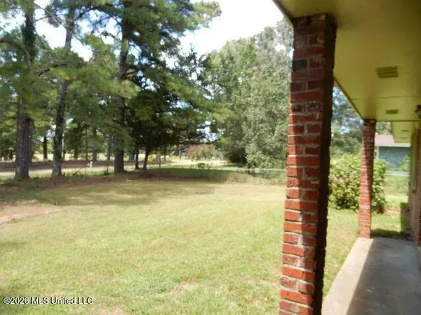 234 Ratliff Ferry Road, Canton, MS 39046