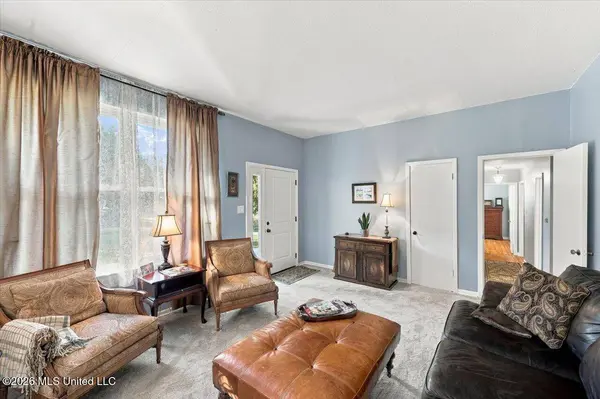 304 Maywood Circle, Jackson, MS 39211