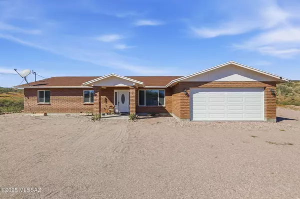 952 Via Plata, Rio Rico, AZ 85648