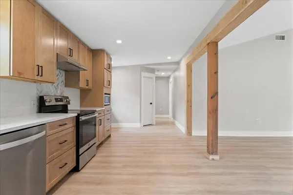 533 SE Pine Canyon DR, Smithville, TX 78957