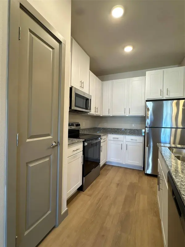 691 Union Chapel RD #A2, Cedar Creek, TX 78612