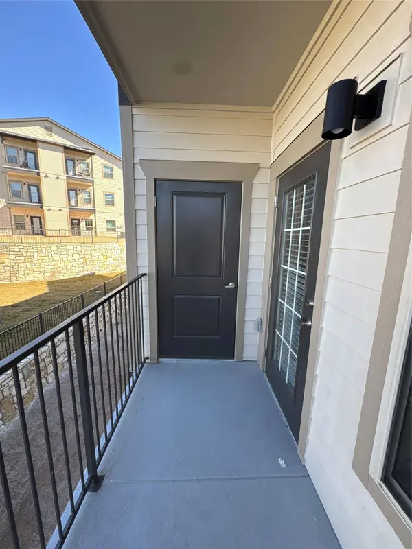 691 Union Chapel RD #A2, Cedar Creek, TX 78612