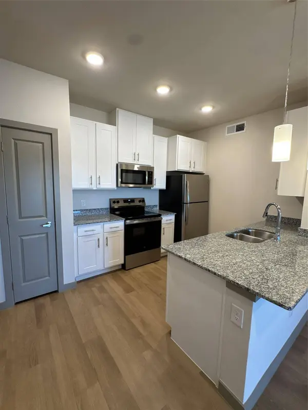 691 Union Chapel RD #B1, Cedar Creek, TX 78612