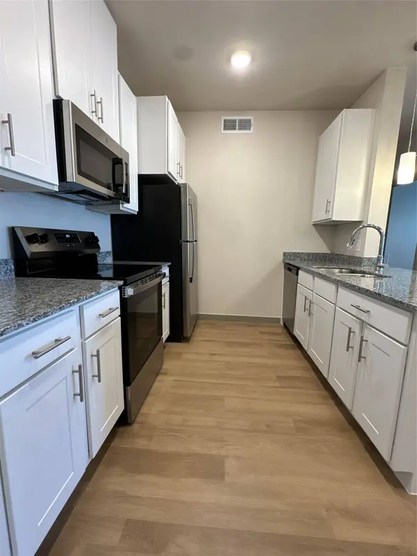 691 Union Chapel RD #B1, Cedar Creek, TX 78612