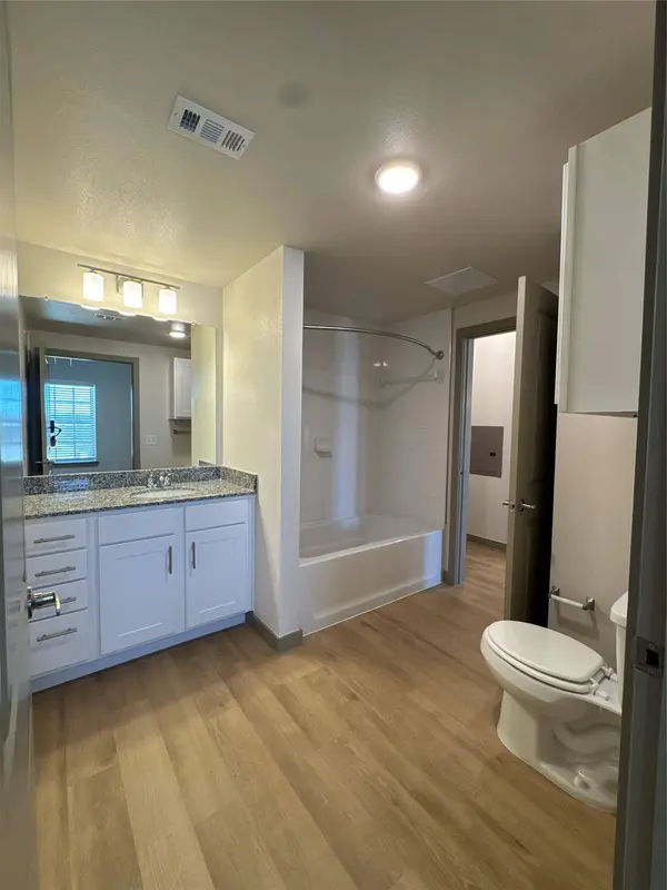 691 Union Chapel RD #B2, Cedar Creek, TX 78612