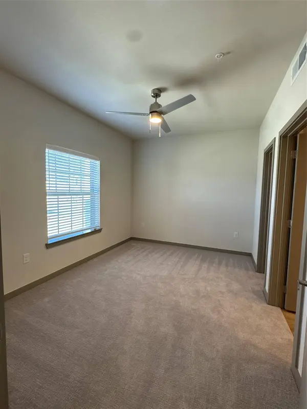 691 Union Chapel RD #B2, Cedar Creek, TX 78612