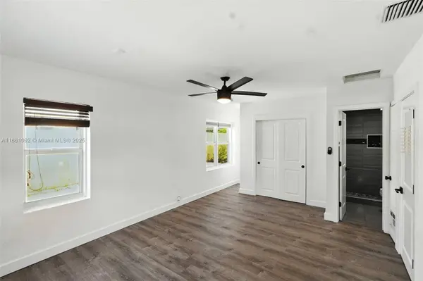 2242 Coolidge St, Hollywood, FL 33020