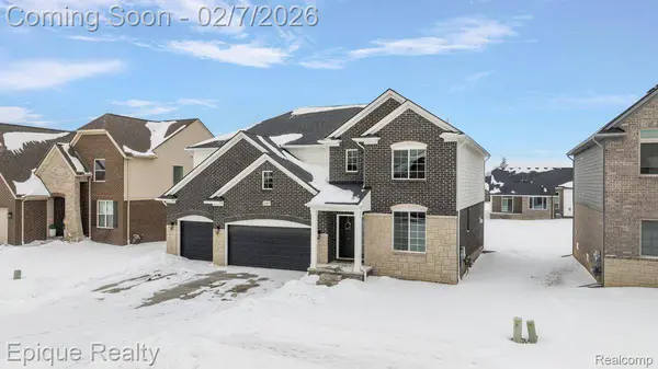 24603 CALLAWAY DR, Macomb, MI 48042