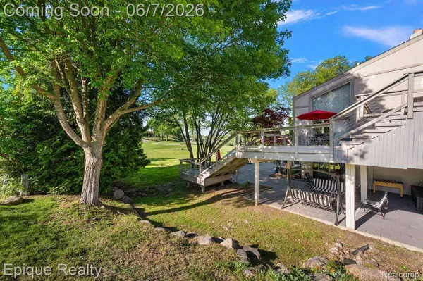 1848 Golf Ridge DR S, Bloomfield Hills, MI 48302