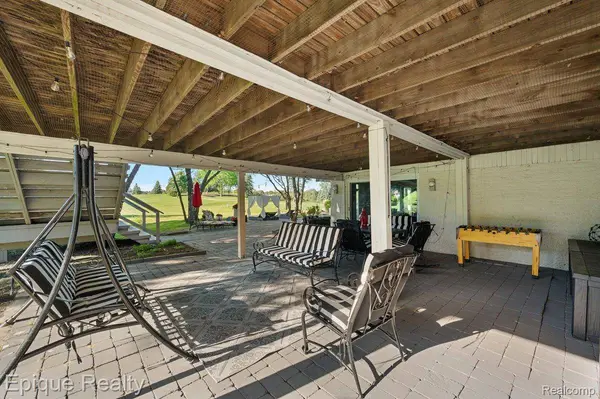 1848 Golf Ridge DR S, Bloomfield Hills, MI 48302