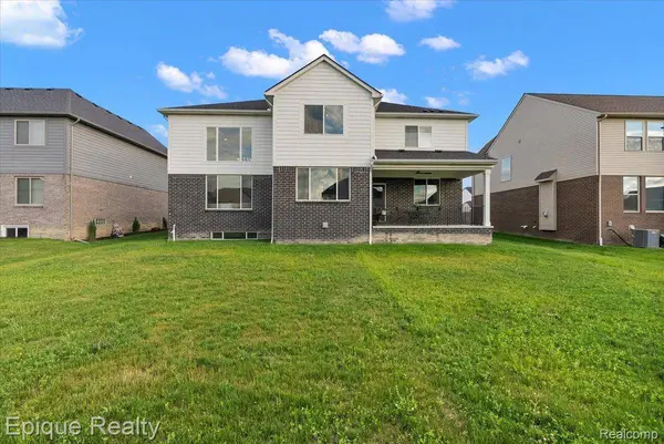 24603 CALLAWAY DR, Macomb Township, MI 48042