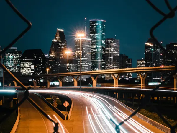 feature image of Best Neighborhoods in Houston for Relocation in 2026 (By Budget &amp; Lifestyle)