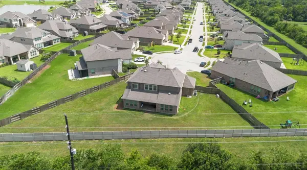 4202 Redford Valley RD, Rosharon, TX 77583