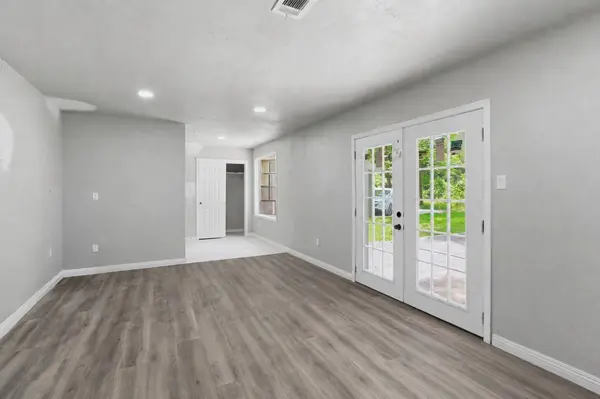 1910 Riverwood TRL, Spring, TX 77386