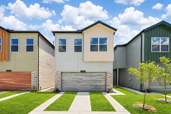 2814 Peacock Green WAY, Houston, TX 77047
