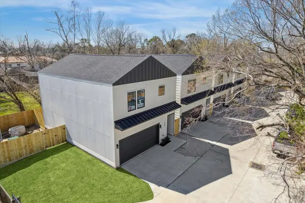 927 Bianco LN, Houston, TX 77091