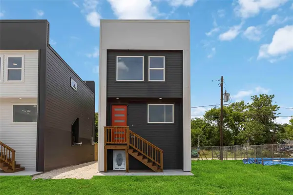 2118 Des Chaumes ST, Houston, TX 77026
