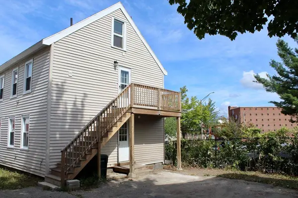 23 Foss ST, Biddeford, ME 04005