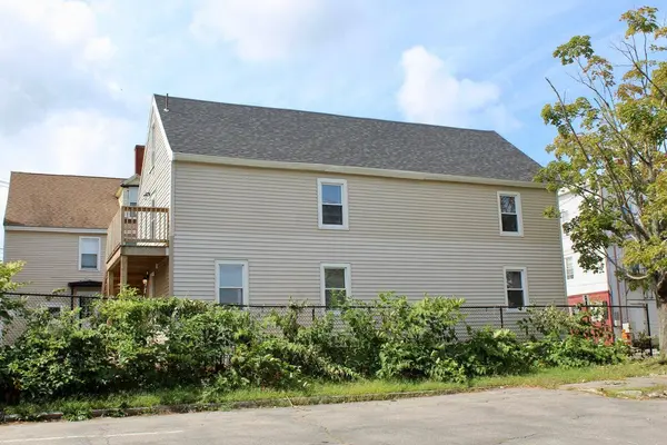 23 Foss ST, Biddeford, ME 04005