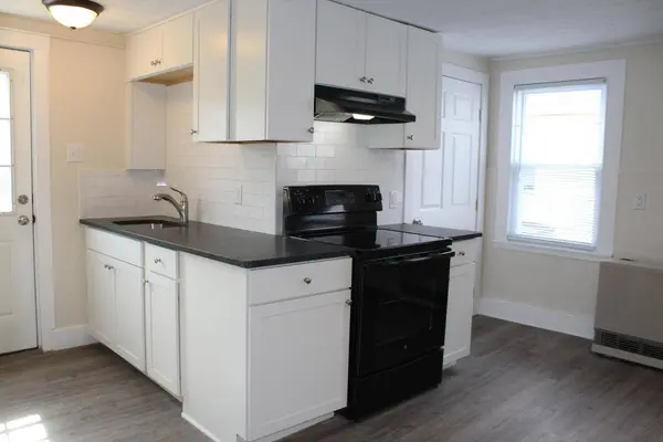 23 Foss ST, Biddeford, ME 04005