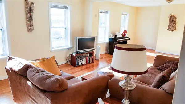 20 Pine ST, Biddeford, ME 04005
